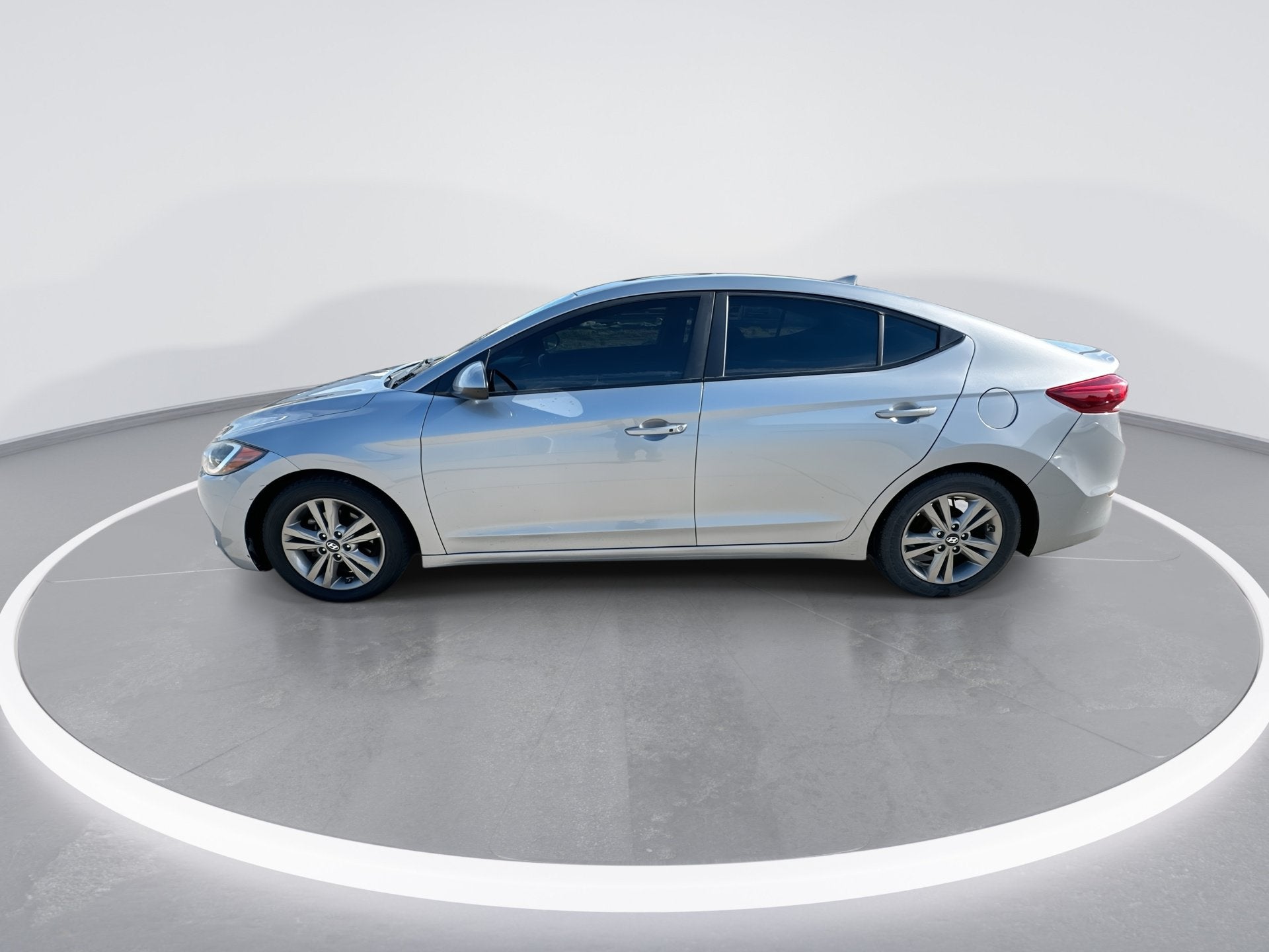 2017 Hyundai Elantra — detail view