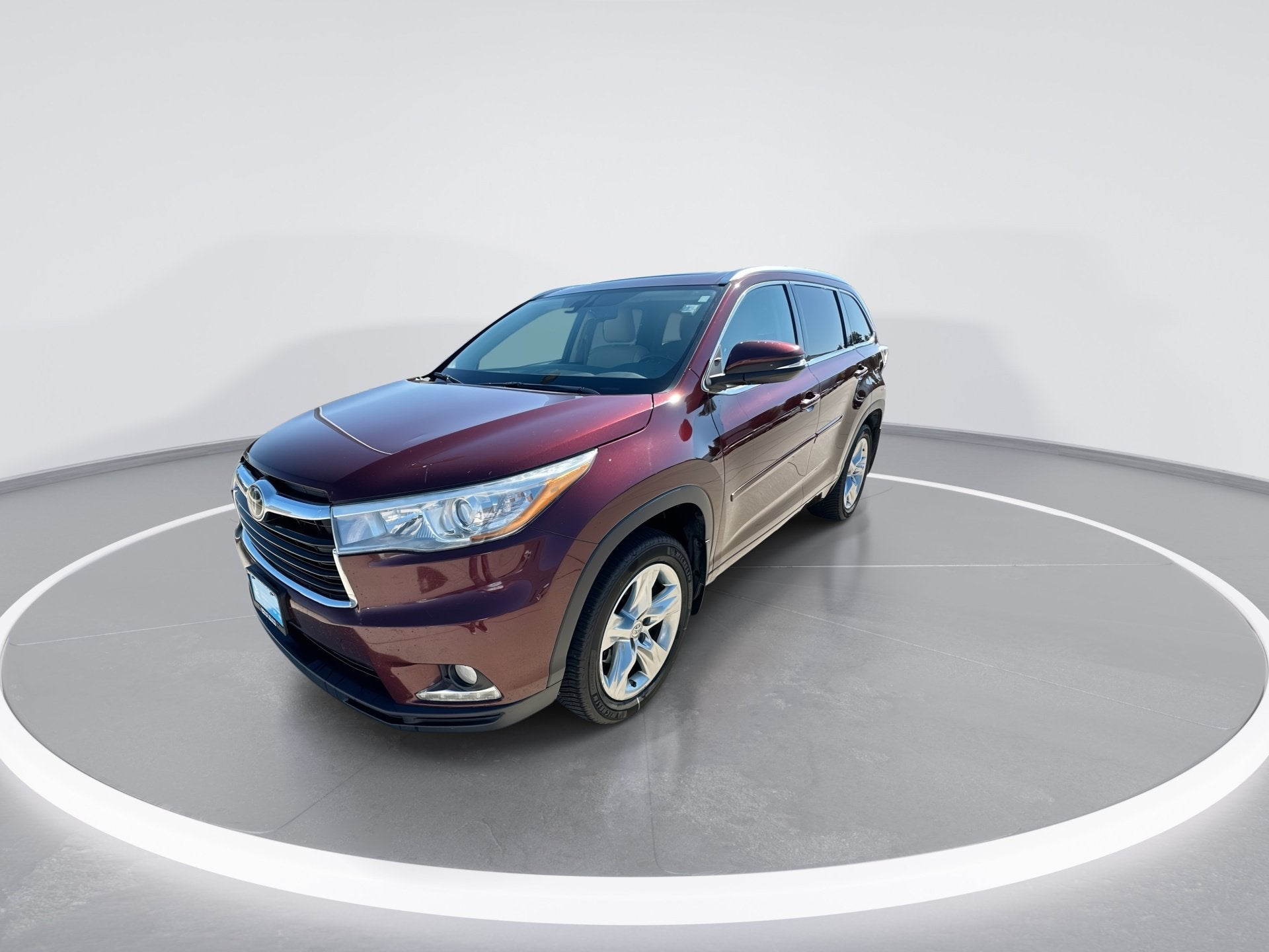2015 Toyota Highlander — interior view