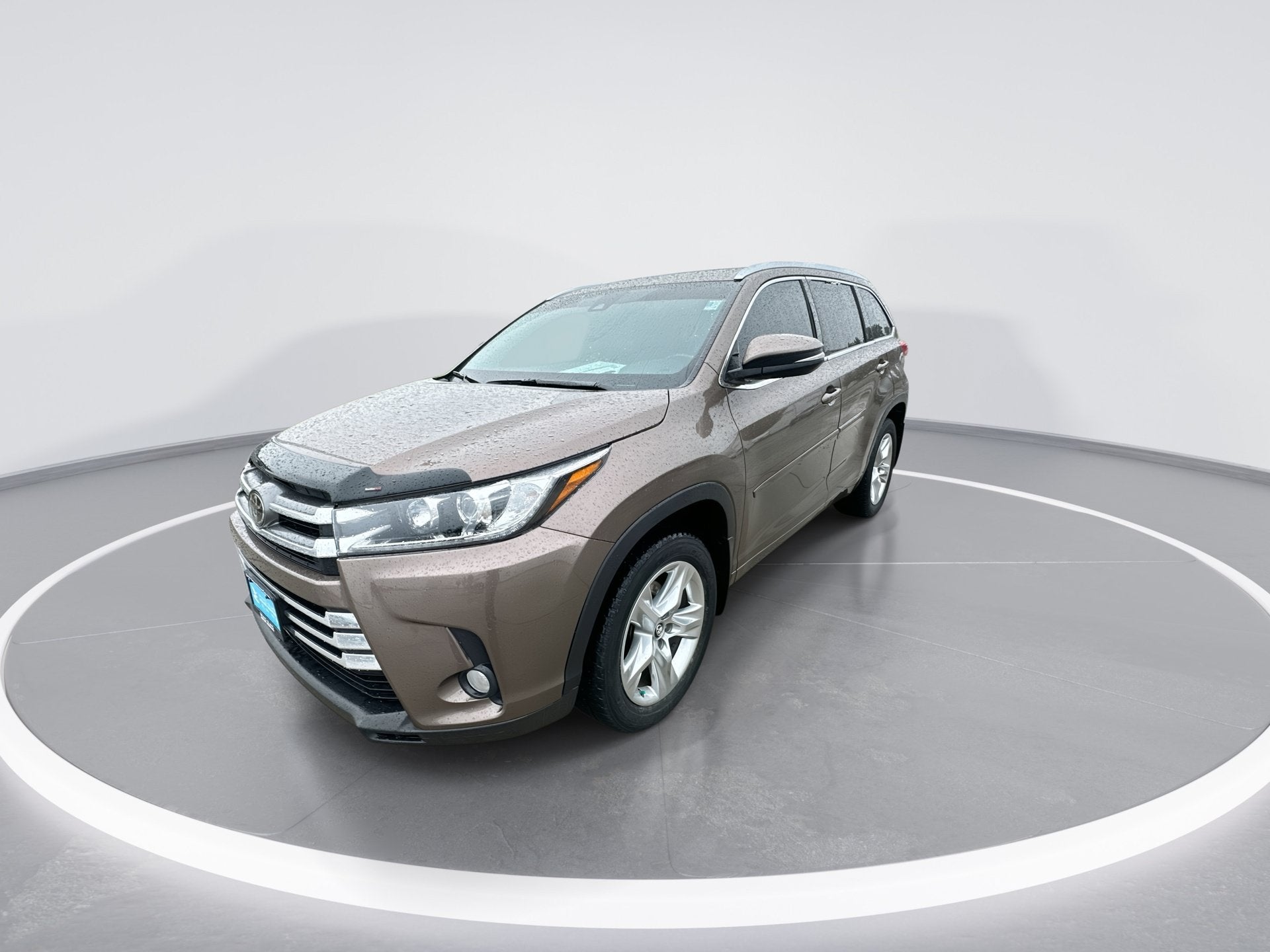 2017 Toyota Highlander — interior view